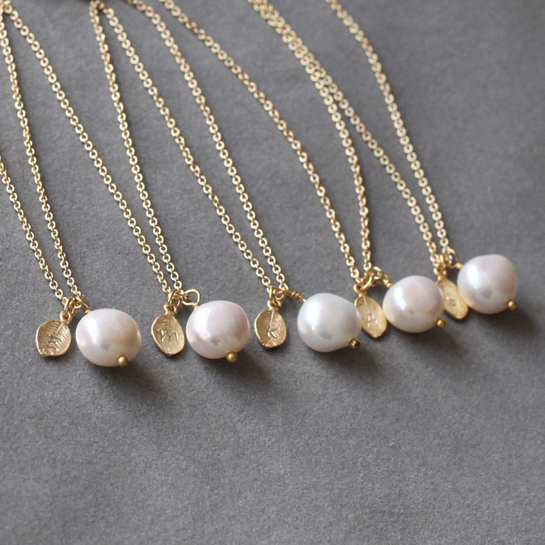 Gold wedding bridesmaid pearl necklace set set of 1-10 | Etsy