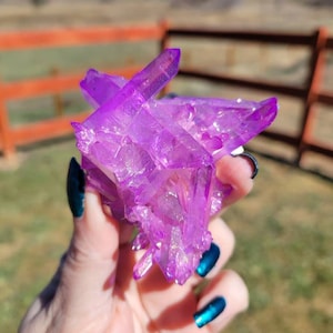 Lavender Aura Quartz, high grade, Quartz crystal
