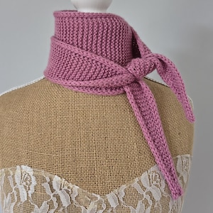 Sophie style scarf - Hand Knitted merino yarn rose pink colour mini scarf  -  Tapered neckerchief -  Knitted neck tie - Bandana