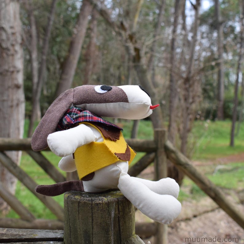 A soft fabric dog sewing pattern & instructions.