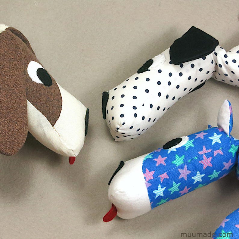 A soft fabric dog sewing pattern & instructions.
