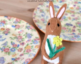 Rabbit Sewing Pattern: DIY Felt Bunny Ornament Tutorial in English (PDF Download)