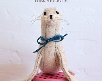 Felt Sea Lion Sewing Pattern: DIY Nautical Decor, Sea Anial Tutorial in English (PDF Pattern)