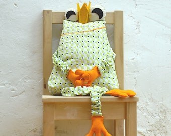 Frog Prince Sewing Pattern, Throw Pillow Pattern, Sofa Couch Pillow, Toothfairy Pillow, DIY craft for gift, Unique gift, Kids room decor