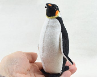 Felt Penguin Sewing Pattern: DIY Toy Ornament (PDF Tutorial in English)