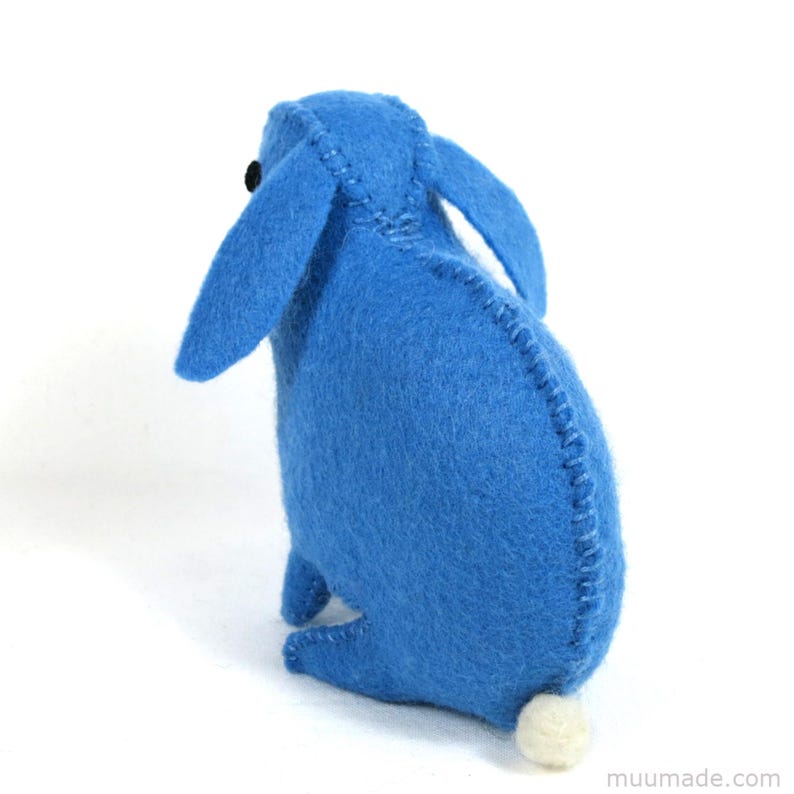A felt bunny. Its sewing pattern & instructions are available for instant download from muumade.etsy.com.