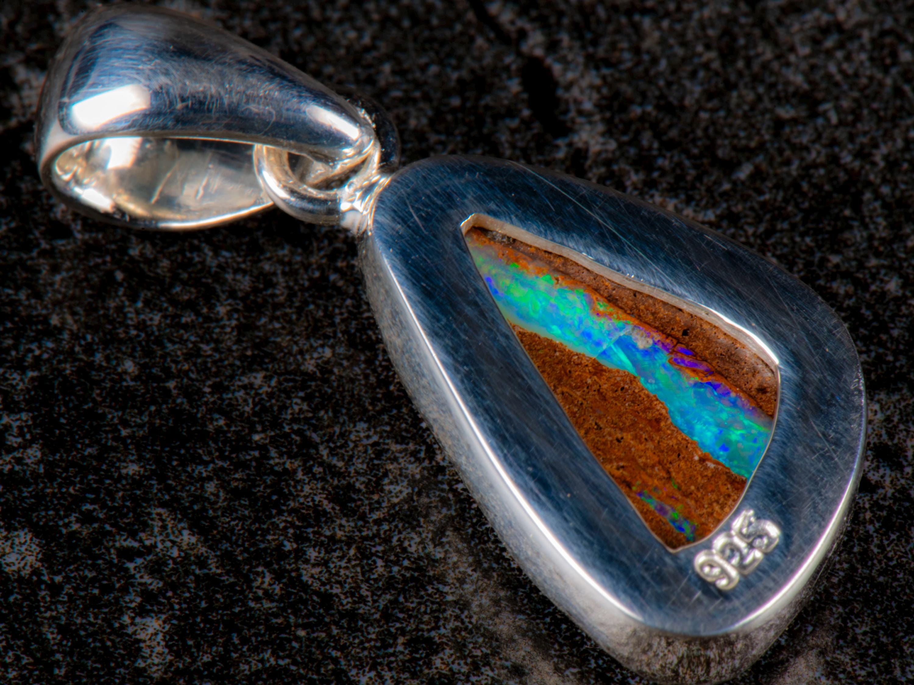 ボルダーオパール925シルバーペンダント。20 mm x 12 mm - Etsy 日本