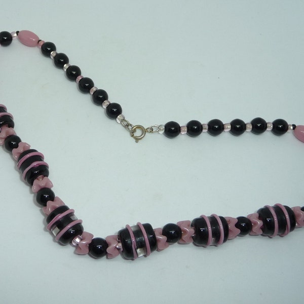 Vintage Czech Art Deco Inspired Black & Pink Bohemian Glass Bead Necklace