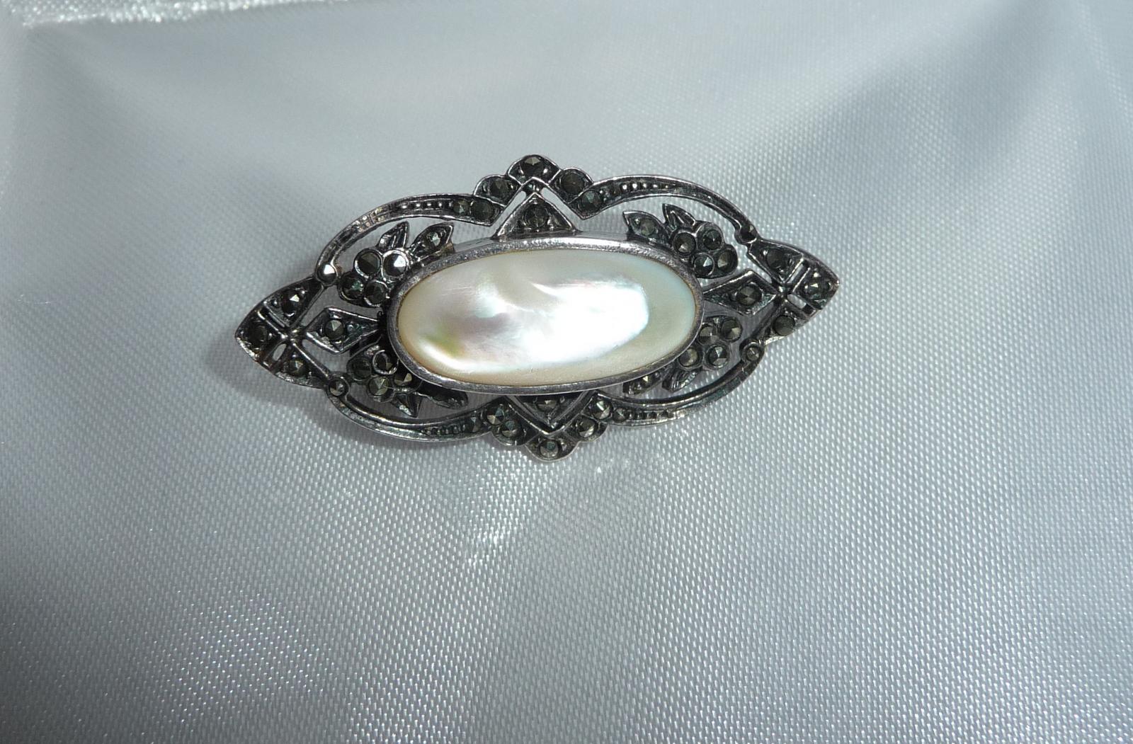 Broche Ancienne Avec Marcassites Et Perle Nacrée - Bijou Vintage Argenté