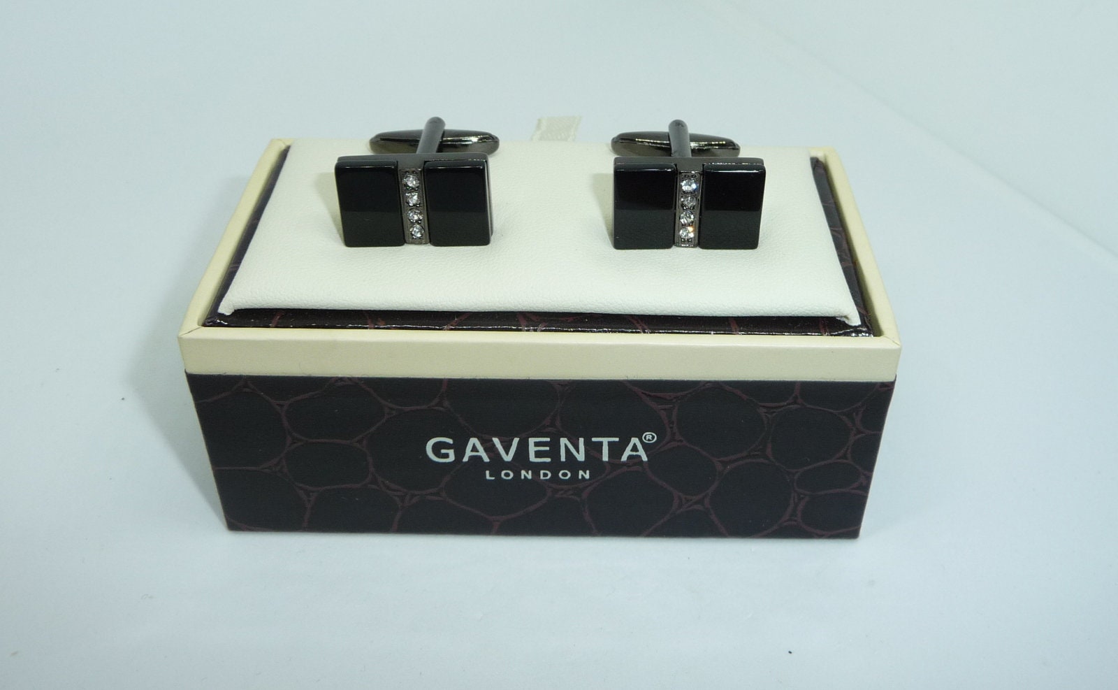 Gaventa cufflinks shop