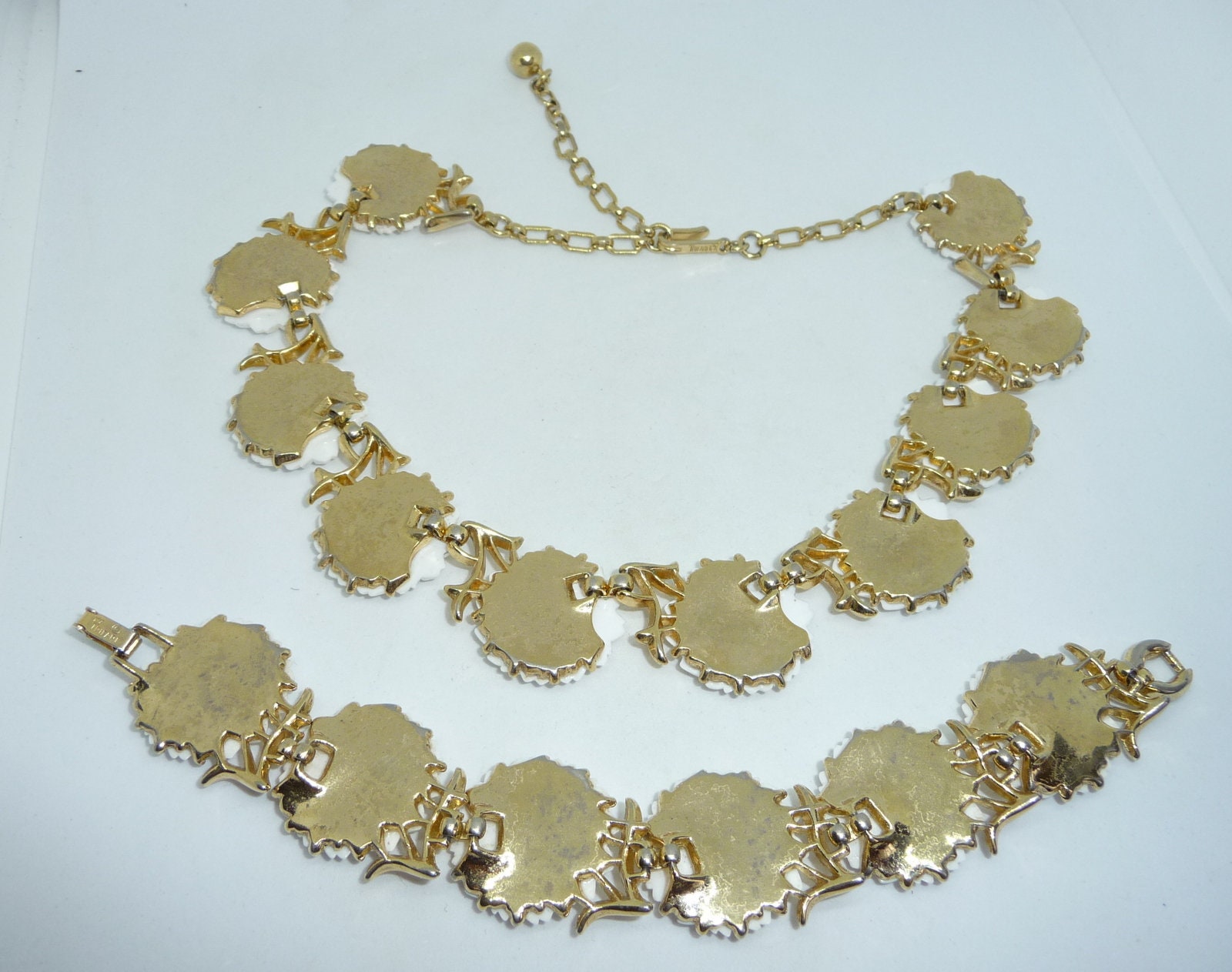 weiße Gänseblümchen Sonnenblume Kette Halskette 50er Jahre 60er Jahre retro 
