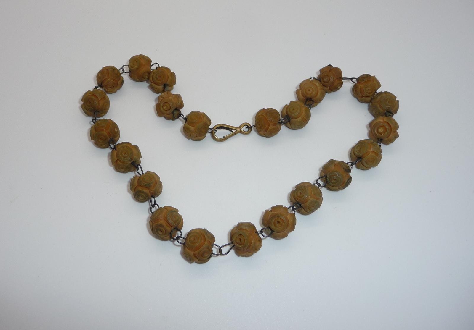 Lot De 6 Perles Anciennes En Galalithe Sculptée - Vintage, Occasion - Perfect Pour Création Bijoux