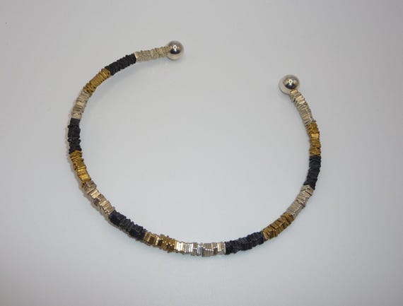 Statement Artisan Torque Choker: Handcrafted Mixe… - image 1
