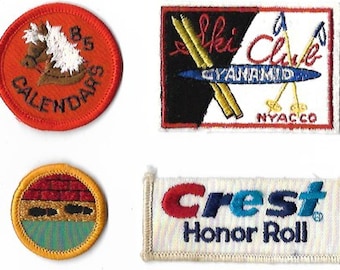 Vintage Embroidered Random Patches / Retro Sew-On Badge / Uniforme, Traje, Club Patch / Vintage Sew-On Patch