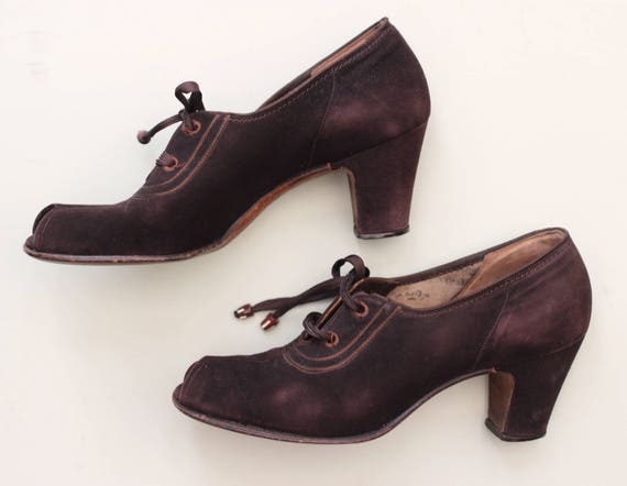 dark brown suede pumps