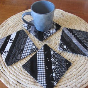 Dessous de verre patchwork, tapis de tasse en tissu matelassé noir et blanc, lot de 2 ou 4
