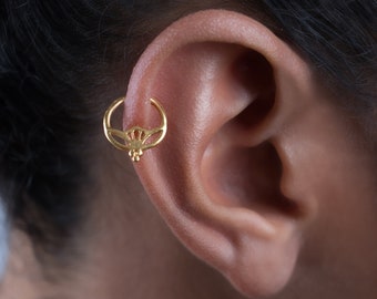 14k Gold Piercing, Lotus Cartilage, Helix Earring Hoop, Piercing Helix, Cartilage Gold, Daith Earring, Daith Piercing, Tragus Earring, 18g