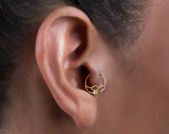 Tragus Piercing, Gold Tragus Earring, Tragus Hoop Earring, 14k Gold Lotus Piercing, Cartilage Piercing, Cartilage Earring, Cartilage Jewelry