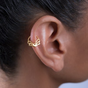 14k Gold Helix Earring, Dainty Hoop Cartilage Piercing, Solid Gold Jewelry, Gift for Her