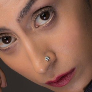 Nasenstecker, einzigartige Nasenstecker, Silber Nasenstecker, Silber Nasenring, Nasenschraube, Blumen Nasenstecker, Stern Nasenstecker, Tragus Ohrring, Indien Schmuck