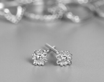 925 sterlingzilveren lotusoorknopjes, unieke kleine postoorbellen voor dames, Indiase hippie zilveren oorbellen, boho chic kraakbeenstekers