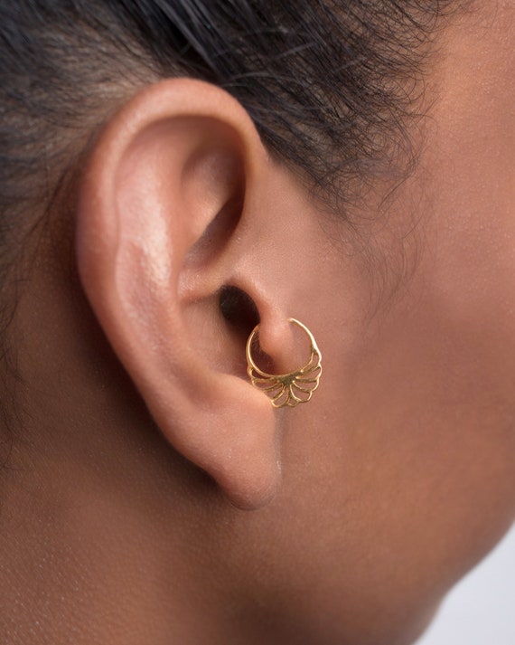 Gold Tragus Earring Tragus Piercing Small Tragus Earring - Etsy Australia