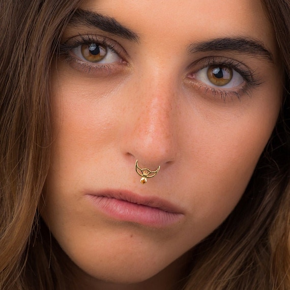 Machu Picchu Acht projector Gold Septum Ring With Stone Septum Piercing Tribal Lotus - Etsy