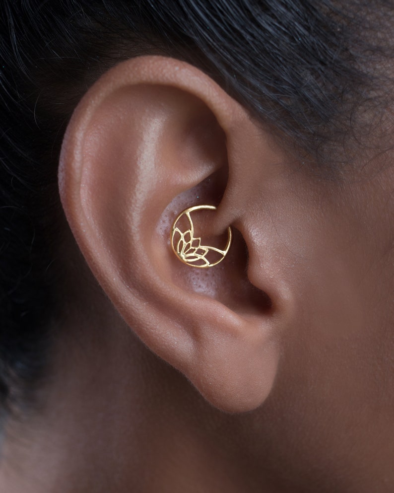 Gold Daith Earring, Piercing Daith, Daith Jewelry, Tragus Ring, Helix Hoop, Rook Piercing, Indain Jewelry, Gold Plated Silver, Lotus, 18g 