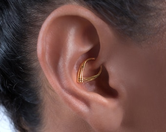 14k Solid Gold Daith Earring, Daith Jewelry, Indian Daith Piercing Jewelry, Helix Piercing, Tragus Earring, Cartilage Earring, Rook Piercing