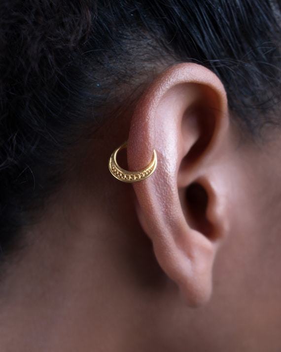 Piercing helice en or massif 14 carats pour homme ou femme boucle d oreille helicoidale faite main de style indien bijoux Daith Tragus cartilage piercing Etsy France