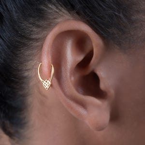 Gold Boho Ear Piercing, Unique Helix Piercing, Hoop Earrings Jewelry, Cartilage Earring, Daith Earring, Rook Piercing, Everyday Jewelry