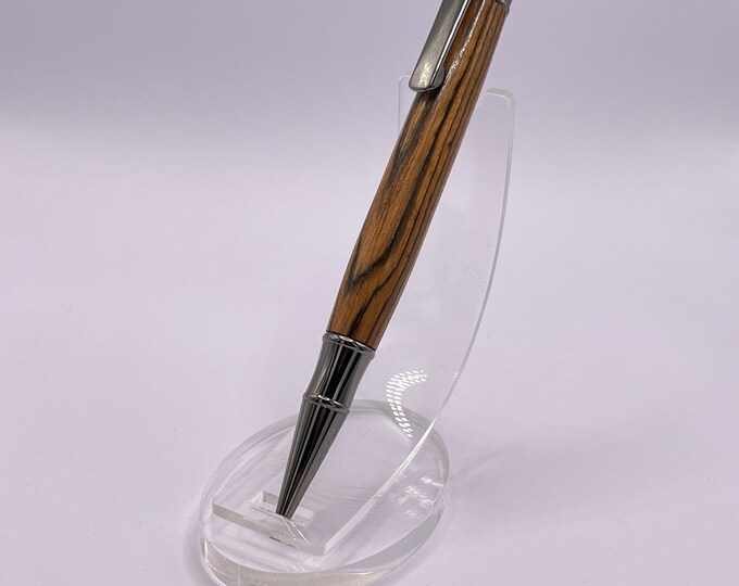 MH- Beautiful Bocote Wood Manhattan Twist Pen.