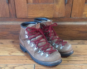 dexter hiking boots with red laces
