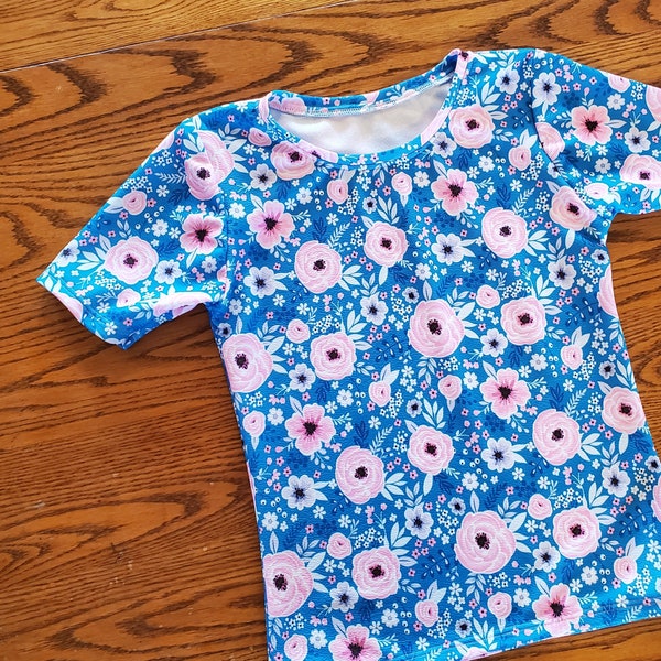 Size X-Small Women Spring/Summer Shirt, Made from Blue and Pink Floral Stretch Liverpool Knit