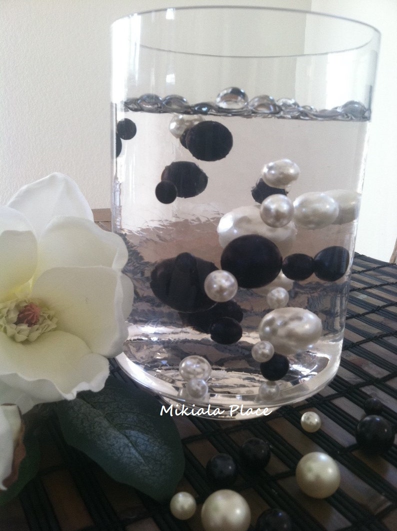 Elegant Black And White Floating Jumbo Pearls Vase Etsy