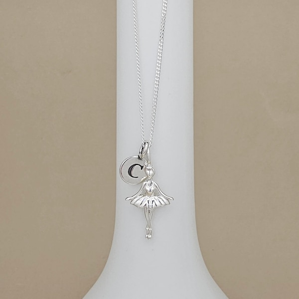 Collier à breloque ballerine en argent sterling pour enfant personnalisé