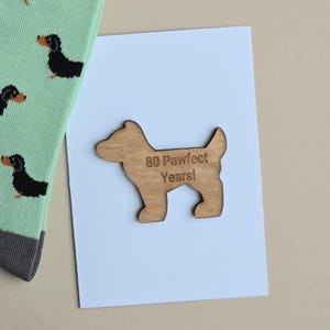 80 années parfaites ! Jeton chien et carte d'anniversaire - Cartes faites main, cadeaux souvenir, cartes d'anniversaire, cartes sentiments, cartes d'anniversaire jalon