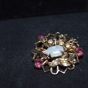 Gold brooch / costume jewelry / brooch / pin / opal / purple rhinestones / pearls / 1&quot; diameter / purple / rhinestones / jewelry / round pin