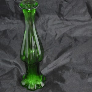 Green bud vase / bud vase / green / glass / green glass / 7&quot; x 2&quot;