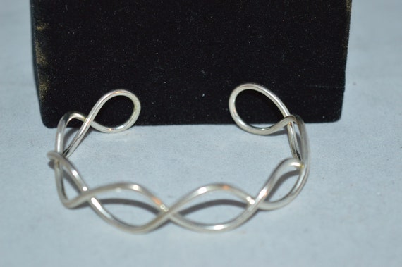 Bangle bracelet / silvertone / loop / 2.5" x 2" /… - image 5
