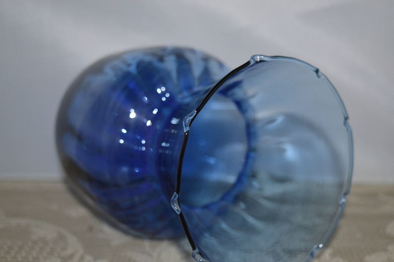 Cobalt blue vase / squatty shape / swirling lines / 6 inch / cobalt blue / vase / blue vase / 6 inch vase / 6 inch blue vase / glass vase image 2