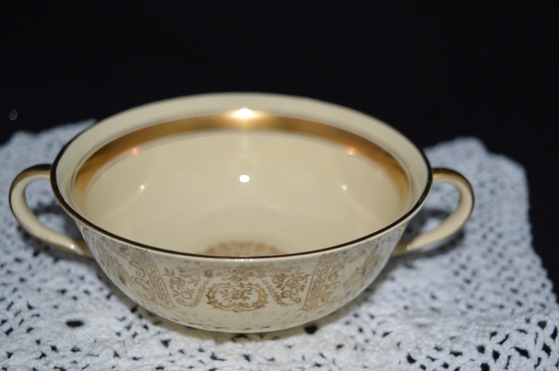 Johnson Brothers / Dinnerware / Victorian Pattern China/ Etsy Australia