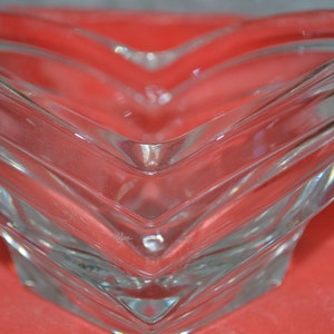 Clear glass / Mikasa / art deco / bowl / dramatic lines / made in Germany / Germany / glass / clear / modern / art / modern art / glass art image 5