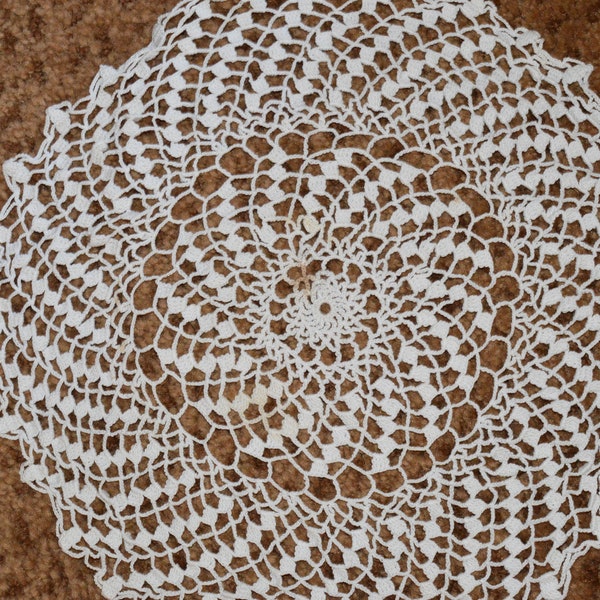 Crocheted doily / round / off-white / delicate / 12" diameter / doily / crochet / table / bureau / round doily / 12 inch doily / delicate