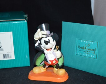 SALE / Magician Mickey / On with the show / Walt Disney / 1997 / Membership Sculpture / Classics Collection / original box / 4.5" tallx 3.5"
