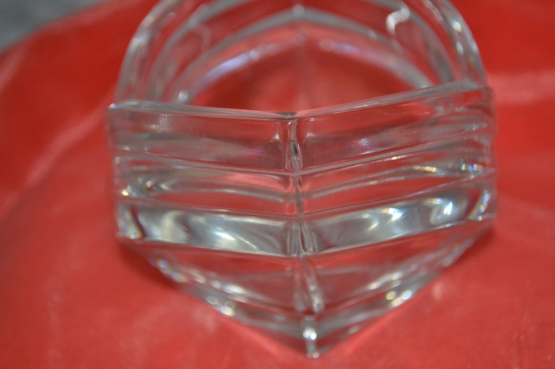 Clear glass / Mikasa / art deco / bowl / dramatic lines / made in Germany / Germany / glass / clear / modern / art / modern art / glass art image 4