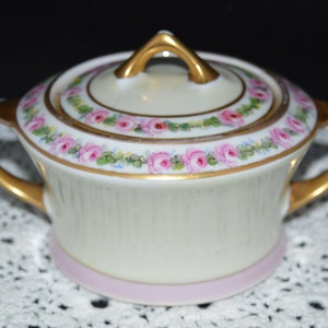 Sugar bowl / white / pink / gold / Ohio China Co. / bowl / covered bowl / floral bowl / pink flowers / catch all bowl / coffee sugar bowl