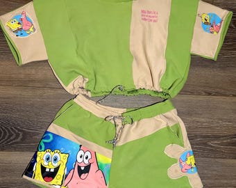 Handmade Überarbeitetes SpongeBob Zweiteiler Set | Upcycled Crop Top & Shorts