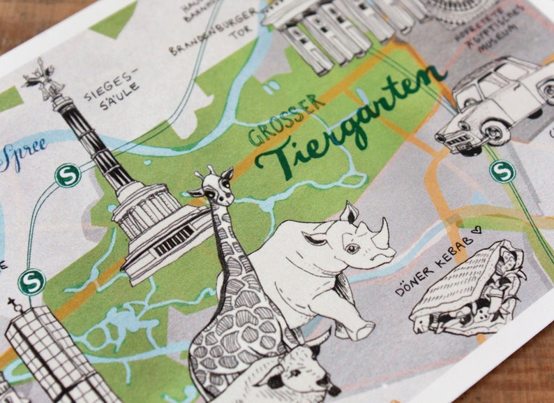 Cartão postal Berlin Tiergarten, cartão de arte de Berlim desenhado à mão, bela ilustração de mapa urbano, postcrossing, em verde, cinza, azul, nova loja alemã imagem 3