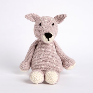 Animal Crochet Kit. Easy Crochet Deer Set. Deer Lovers Gift. Daisy Doe Crochet Pattern Wool Couture image 1